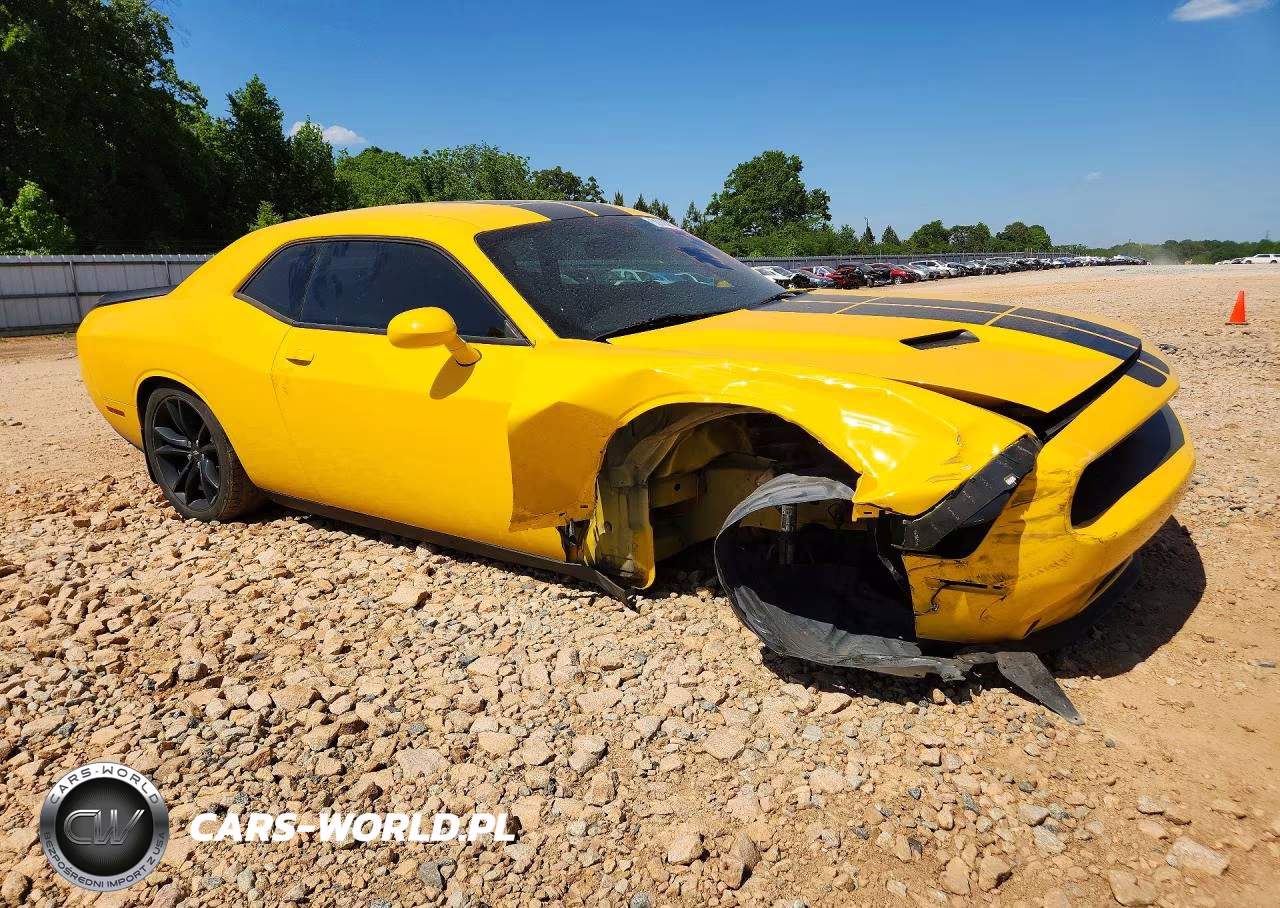 2017 Dodge Challenger Sxt VIN:2C3CDZAG0HH613460 - 4