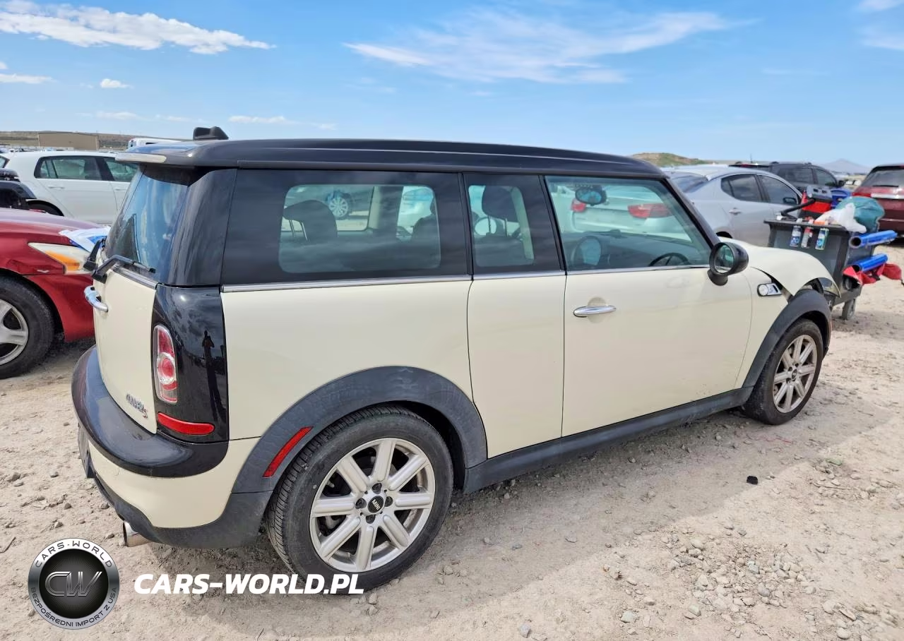 2011 Mini Cooper S Clubman VIN:WMWZG3C5XBTY35548 - 3