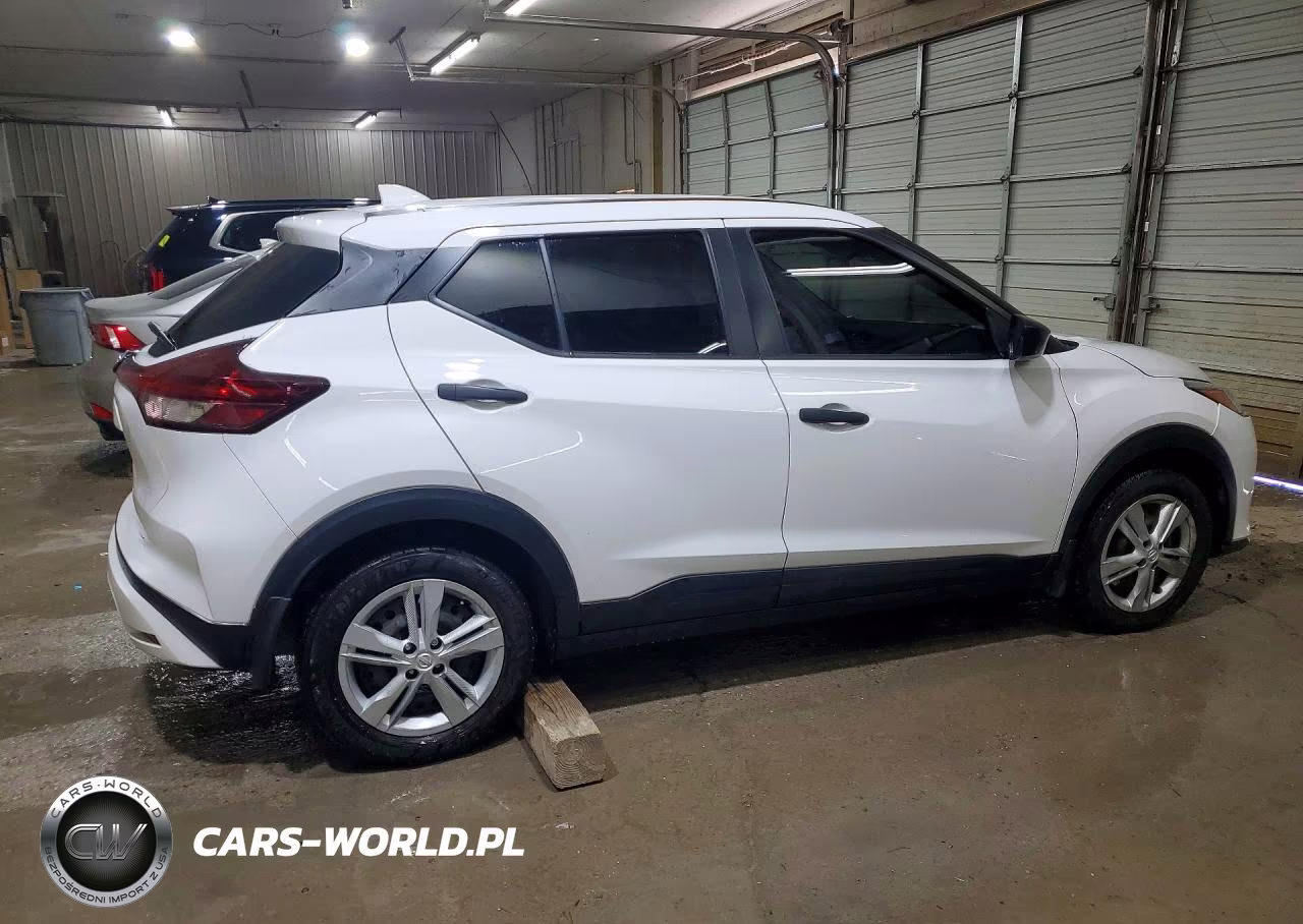 2022 Nissan Kicks S VIN:3N1CP5BV6NL495753 - 3
