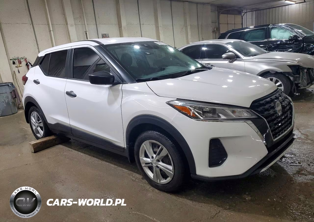 2022 Nissan Kicks S VIN:3N1CP5BV6NL495753 - 4