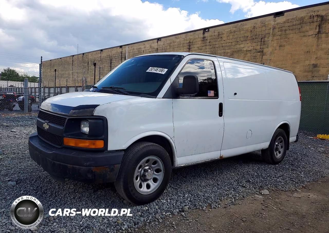 2010 Chev Express G1500