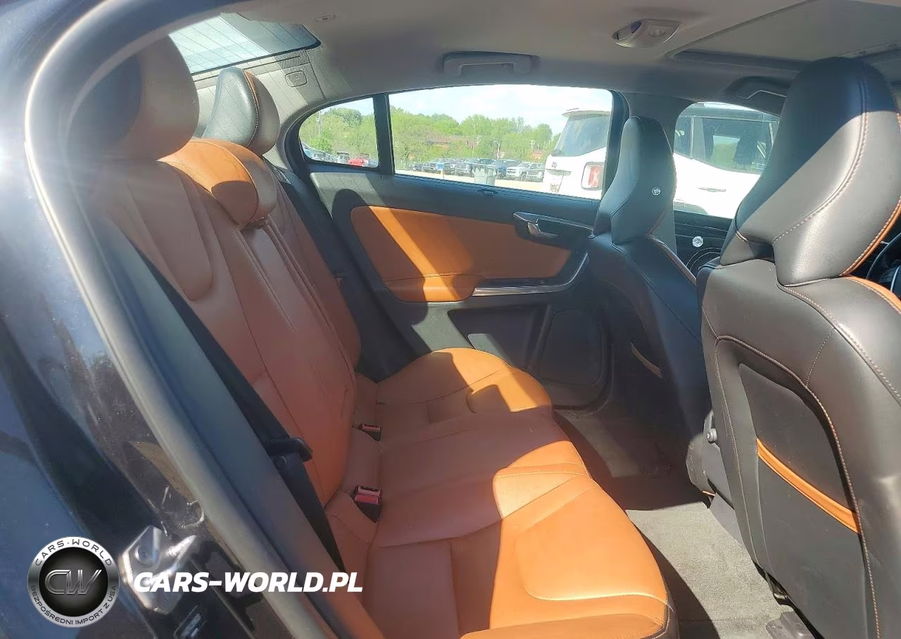 2018 Volvo S60 Inscription VIN:LYV402TK3JB166320 - 10