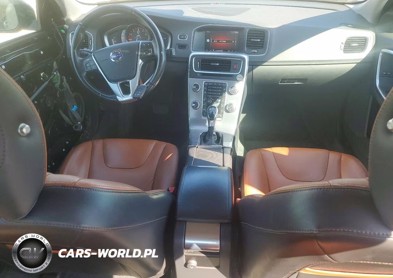 2018 Volvo S60 Inscription VIN:LYV402TK3JB166320 - 8
