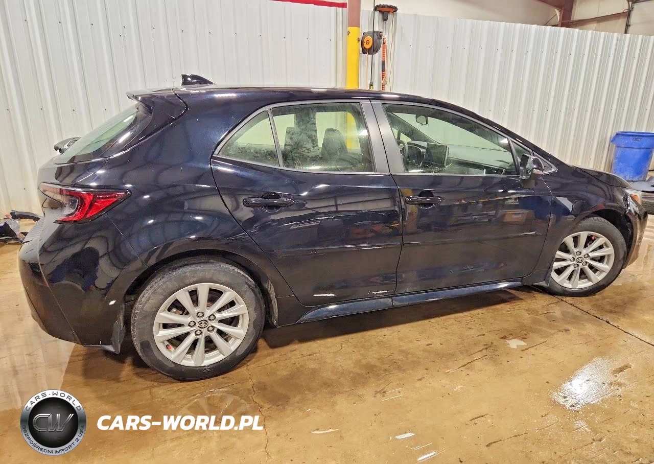 2023 Toyota Corolla Hatchback Se VIN:JTND4MBE3P3210148 - 3
