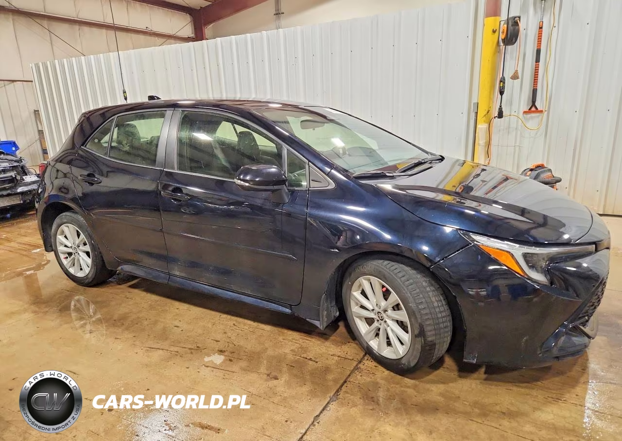 2023 Toyota Corolla Hatchback Se VIN:JTND4MBE3P3210148 - 4