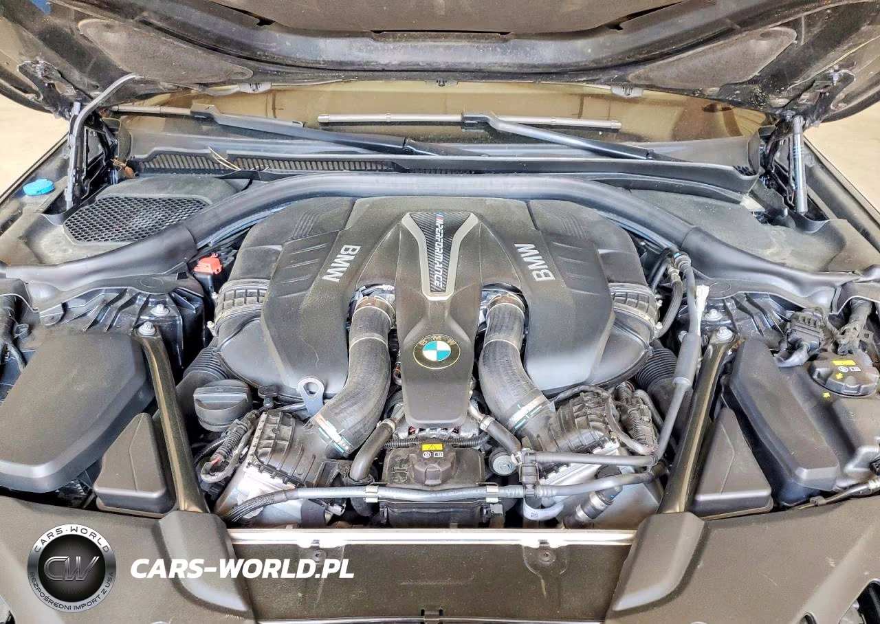 2018 BMW M550Xi VIN:WBAJB9C56JB049765 - 11