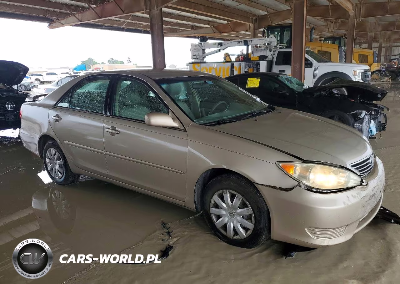 2006 Toyota Camry Le VIN:4T1BE32K86U733811 - 4