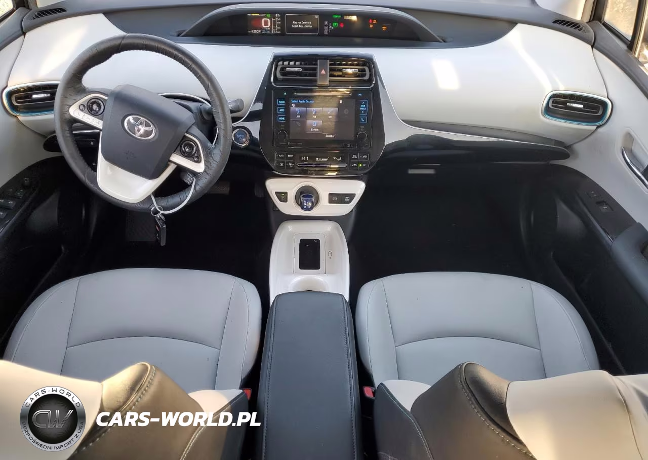 2016 Toyota Prius Four VIN:JTDKARFU7G3021182 - 8