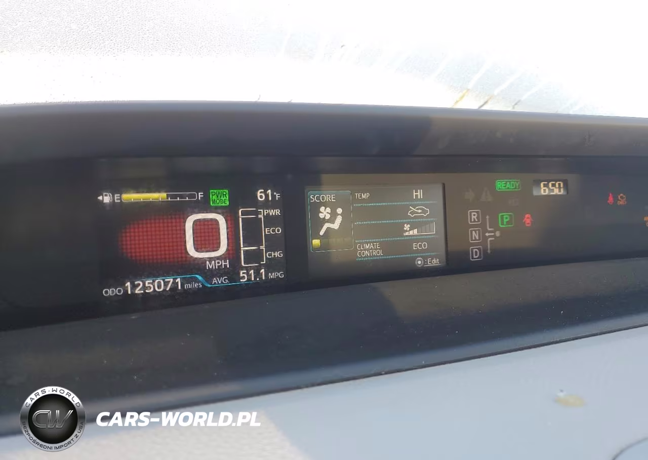 2016 Toyota Prius Four VIN:JTDKARFU7G3021182 - 9