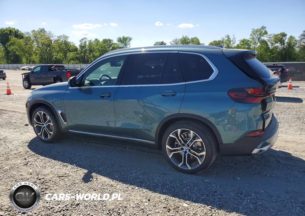 2026 BMW X5 xDrive50E VIN:5UX43EU05T9360511 - 2