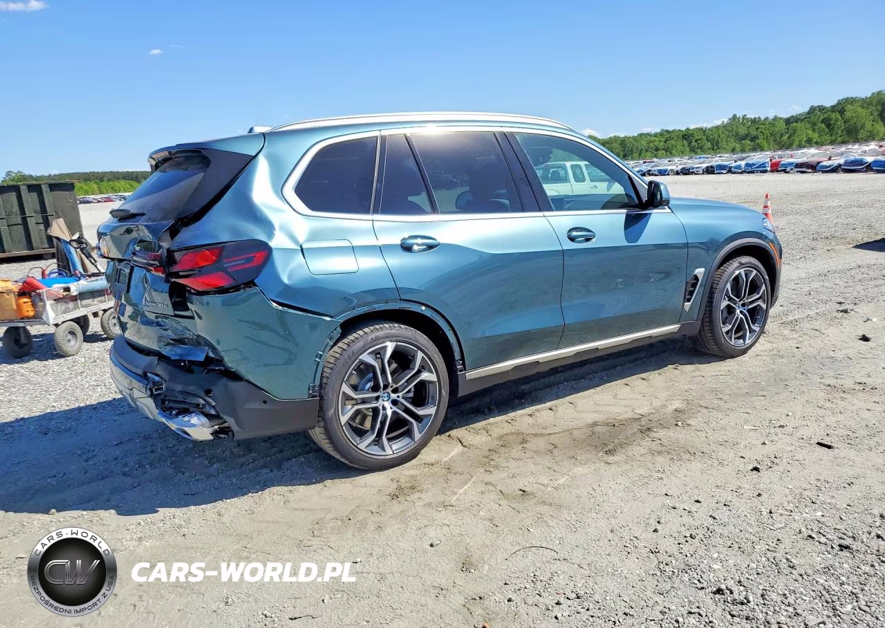 2026 BMW X5 xDrive50E VIN:5UX43EU05T9360511 - 3