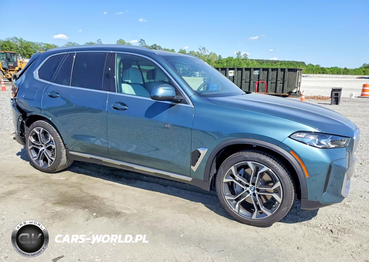 2026 BMW X5 xDrive50E VIN:5UX43EU05T9360511 - 4