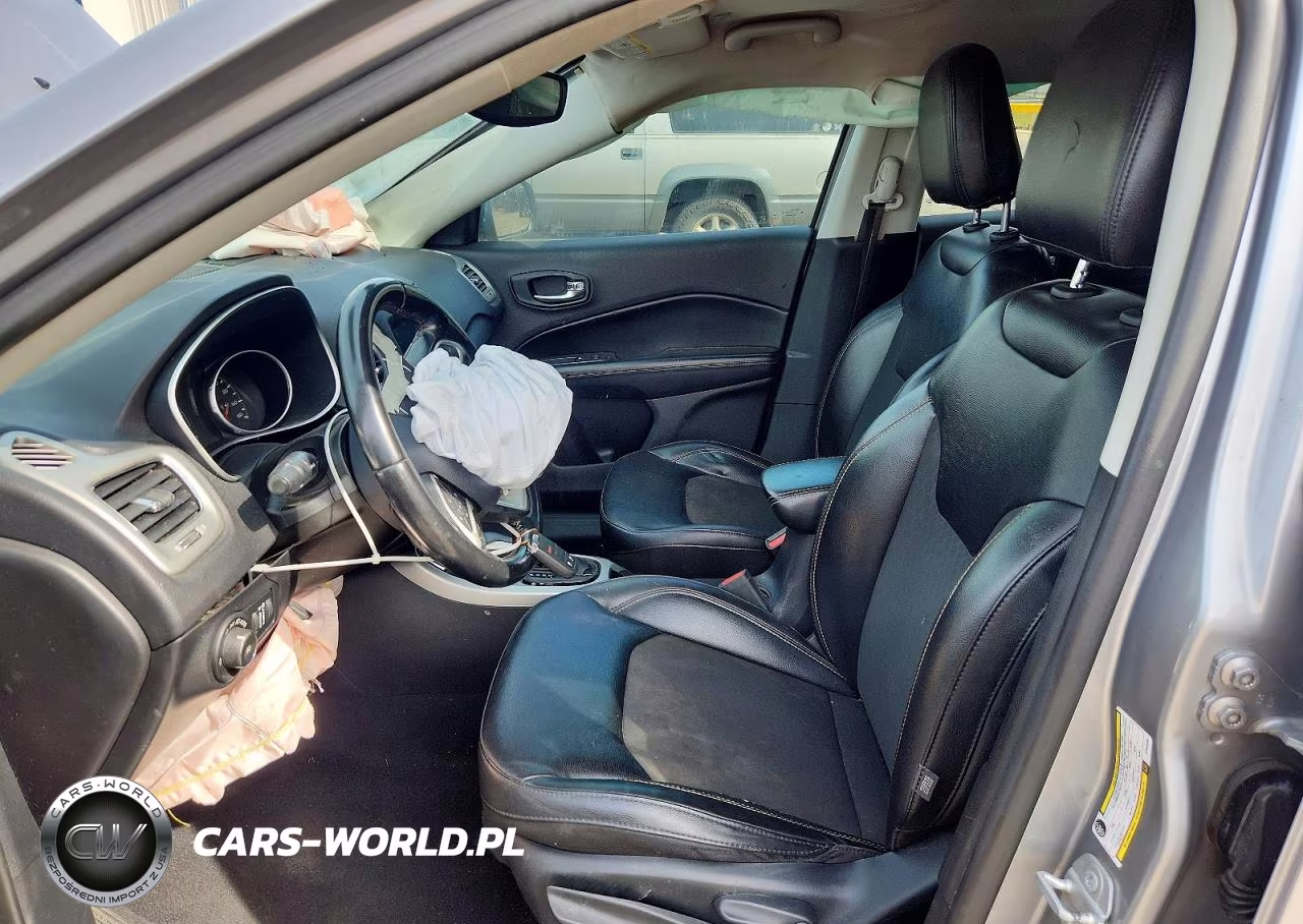 2019 Jeep Compass Latitude VIN:3C4NJCBB8KT835255 - 7