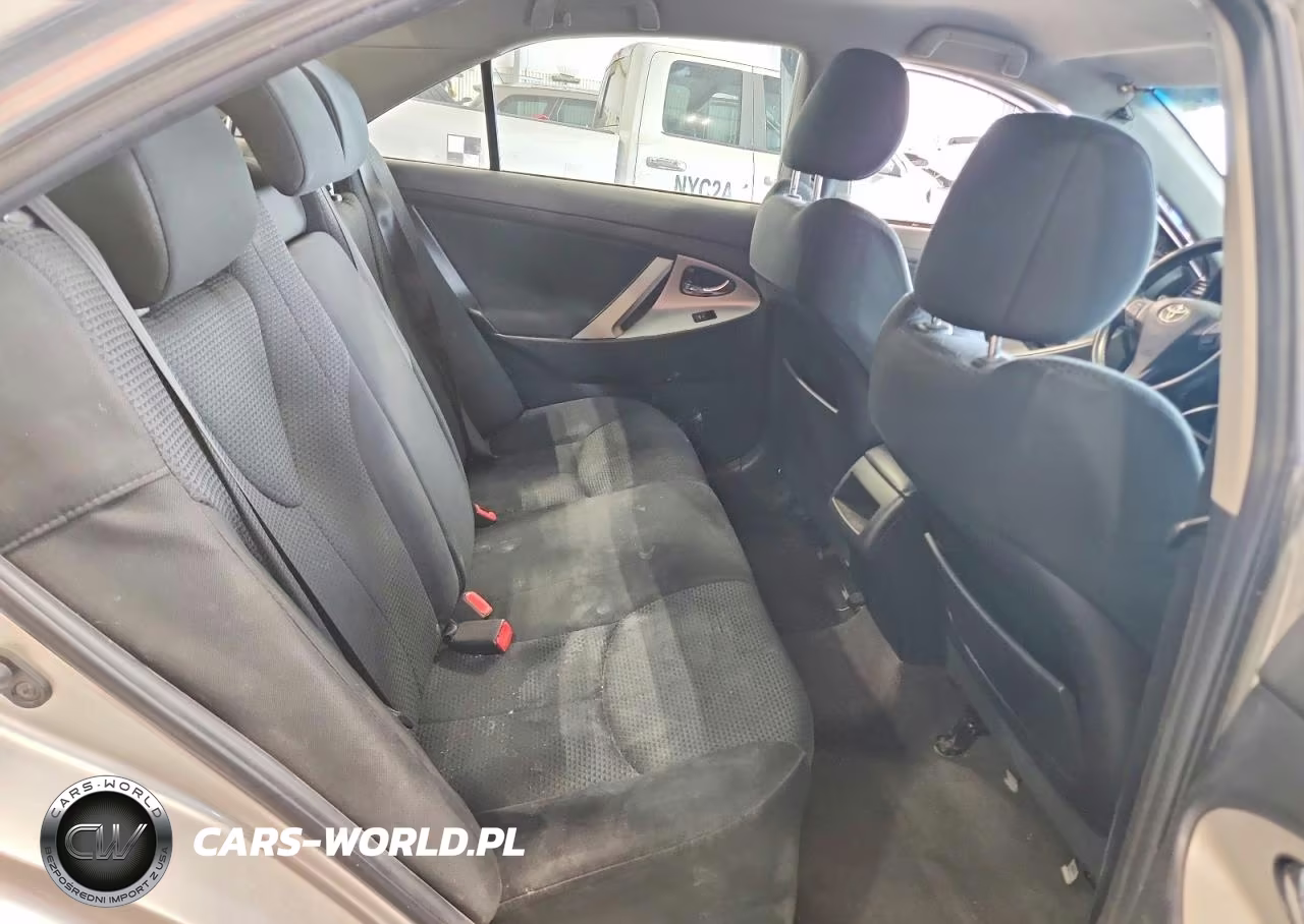 2011 Toyota Camry VIN:4T1BF3EK8BU162565 - 10