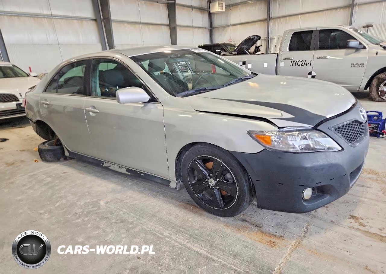 2011 Toyota Camry VIN:4T1BF3EK8BU162565 - 4