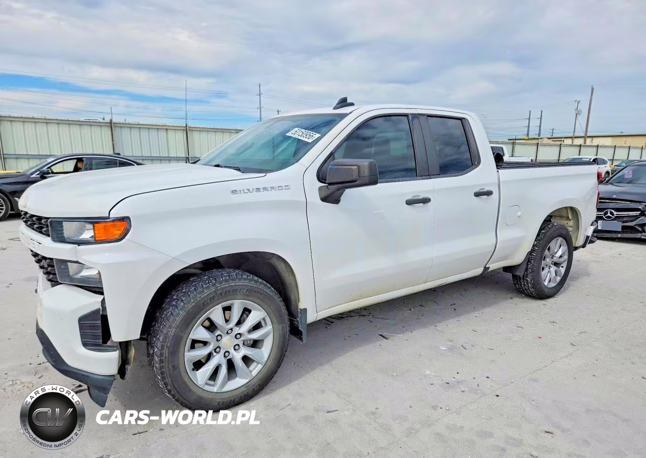 2020 Chevrolet Silverado C1500 Custom