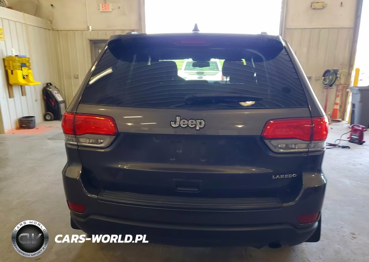 2015 Jeep Grand Cherokee Laredo VIN:1C4RJEAG4FC668291 - 6