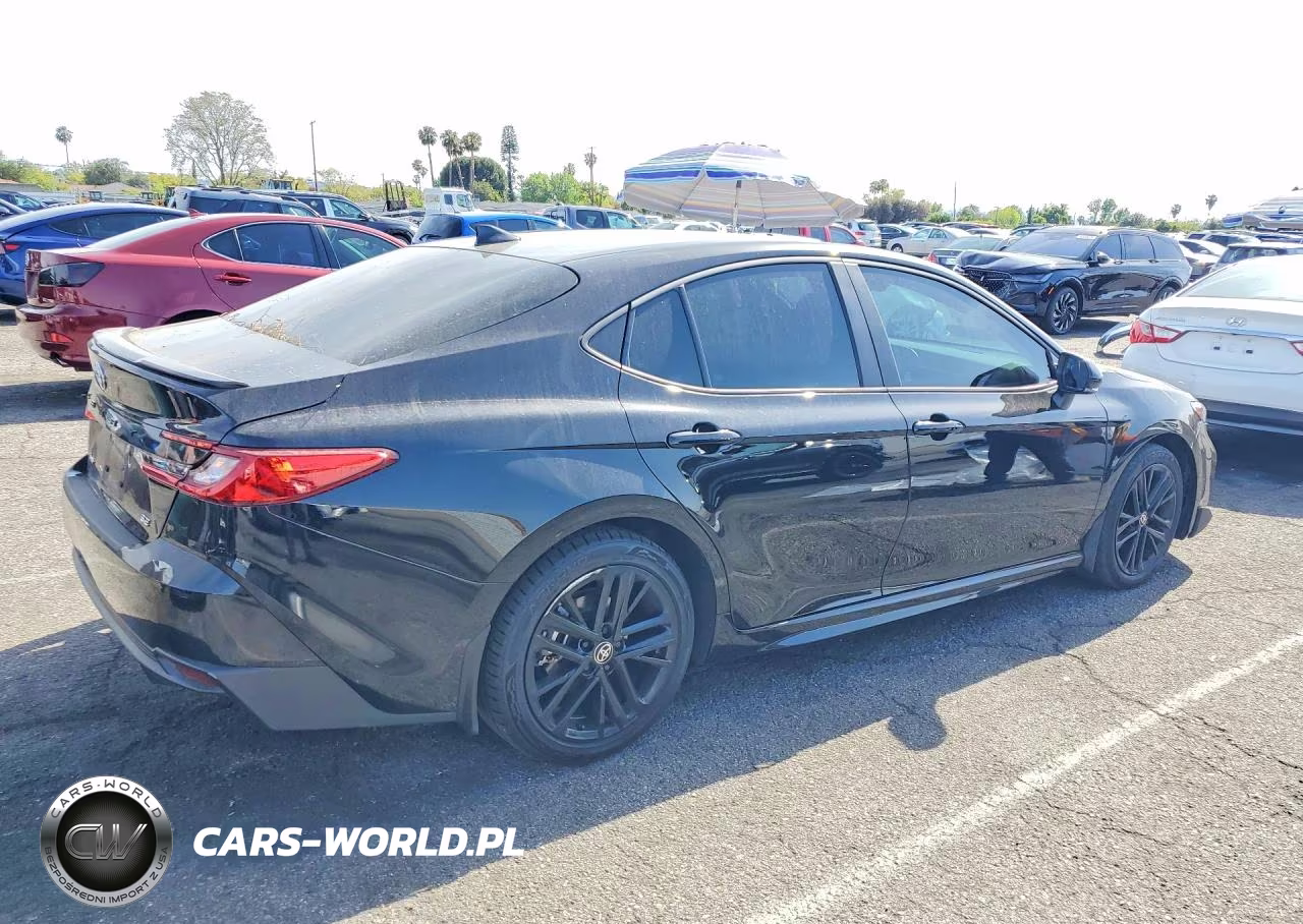 2025 Toyota Camry Se VIN:4T1DAACK8SU587301 - 3