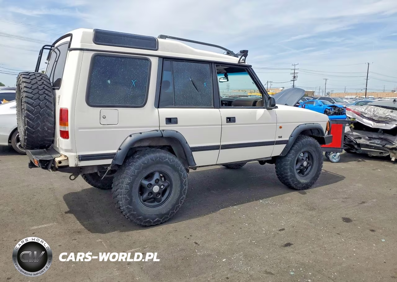 1997 Land Rover Discovery VIN:SALJY1249VA543649 - 3