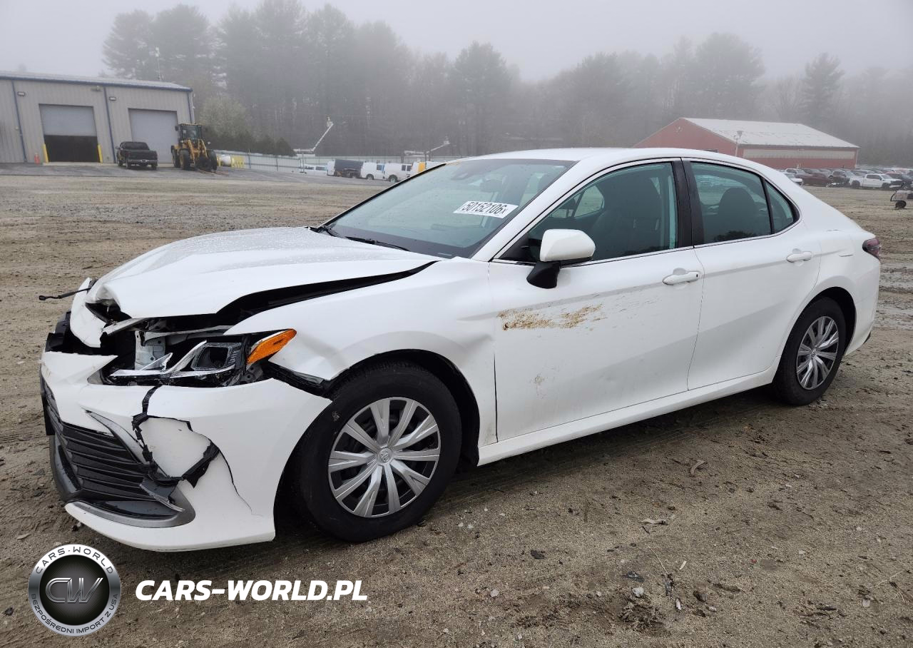 2022 Toyota Camry Le
