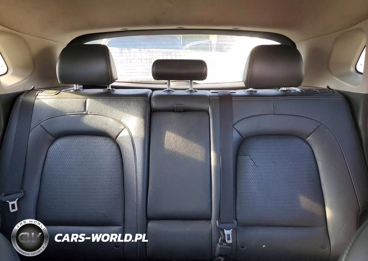 2018 Hyundai Kona Limited VIN:KM8K33A50JU147355 - 10