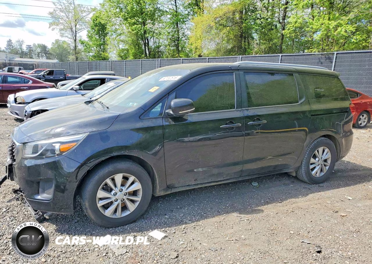 2015 Kia Sedona Lx
