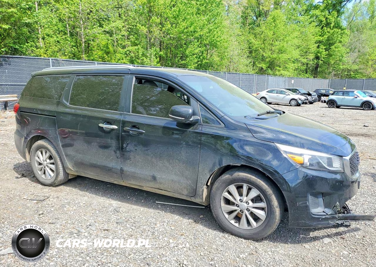 2015 Kia Sedona Lx VIN:KNDMB5C14F6041119 - 4