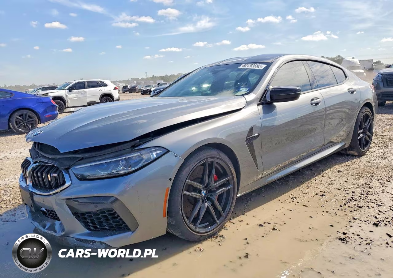 2025 BMW M8