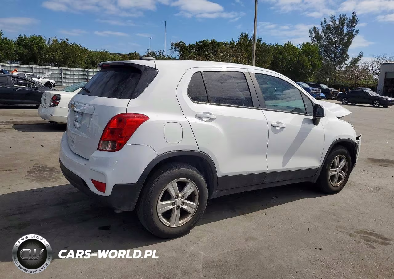 2022 Chevrolet Trax Ls VIN:KL7CJKSM1NB509206 - 3