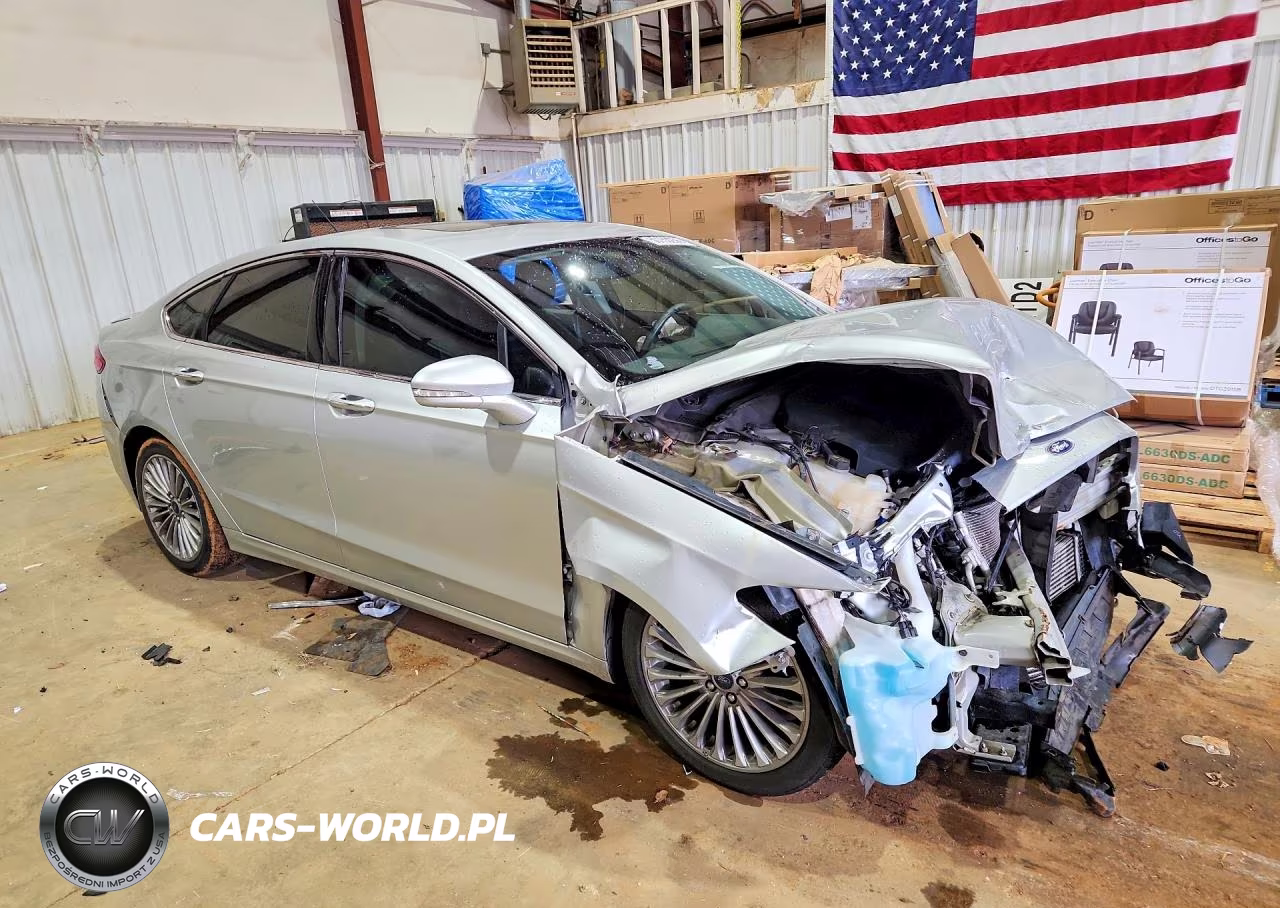 2016 Ford Fusion Titanium VIN:3FA6P0K98GR320099 - 4