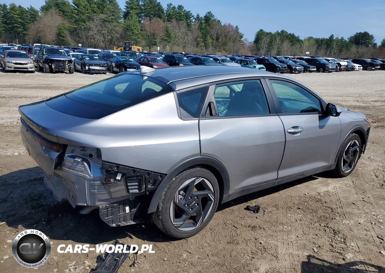 2025 Kia K4 Ex VIN:3KPFU4DE7SE120657 - 3
