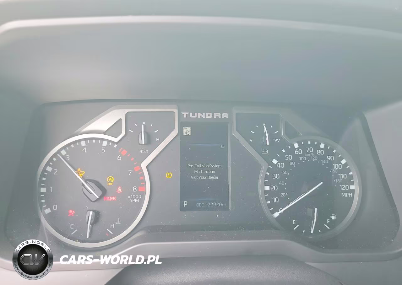 2025 Toyota Tundra Sr VIN:5TFKB5DB8SX266470 - 9