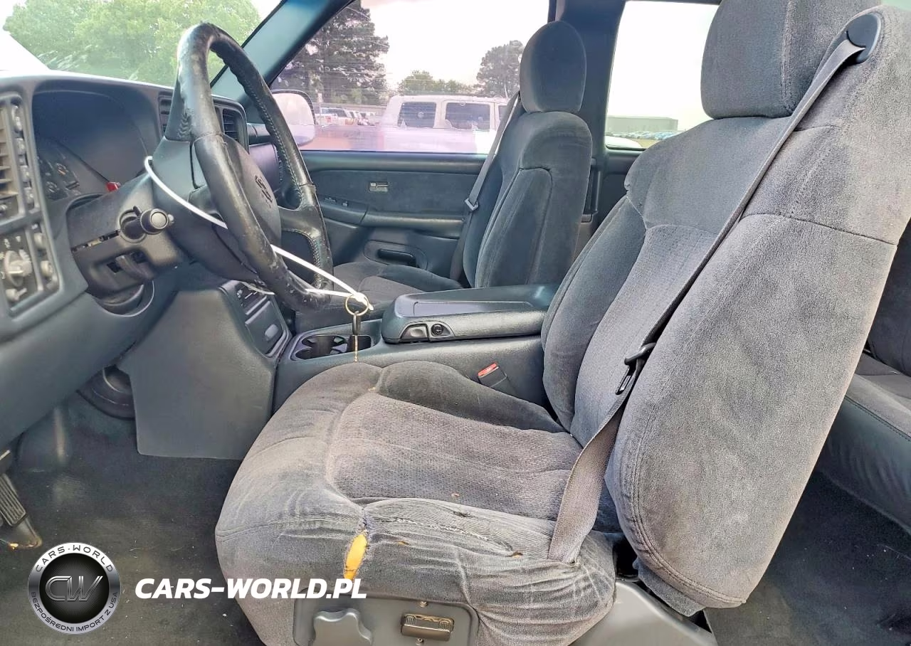2000 Chevrolet Silverado C1500 VIN:1GCEC19TXYZ251034 - 7