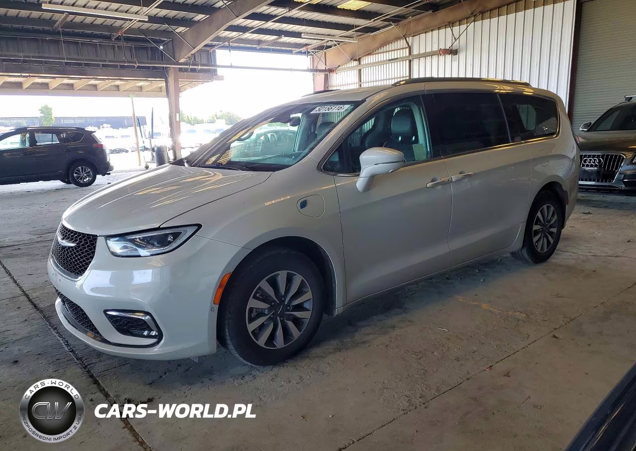2021 Chrysler Pacifica Hybrid Touring L