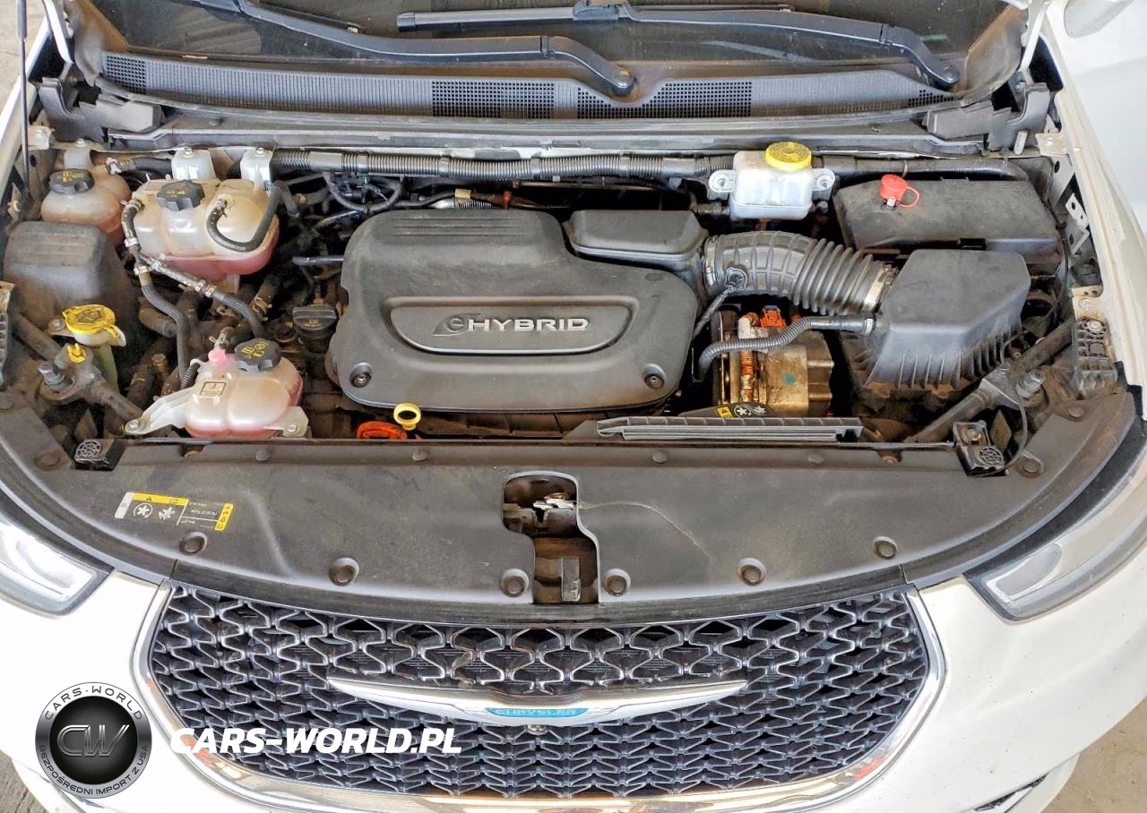 2021 Chrysler Pacifica Hybrid Touring L VIN:2C4RC1L75MR580578 - 12