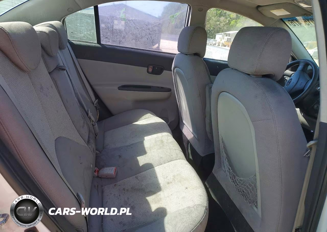 2009 Hyundai Accent Gls VIN:KMHCN46C09U306625 - 10