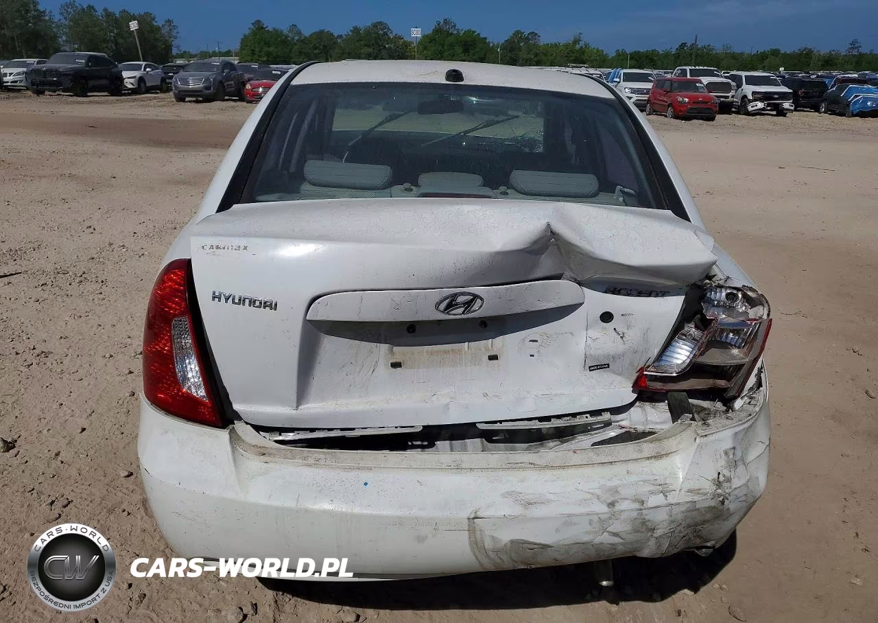 2009 Hyundai Accent Gls VIN:KMHCN46C09U306625 - 6
