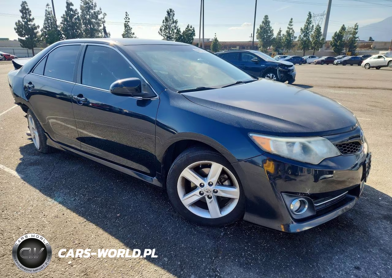 2014 Toyota Camry Se VIN:4T1BF1FK5EU441348 - 4
