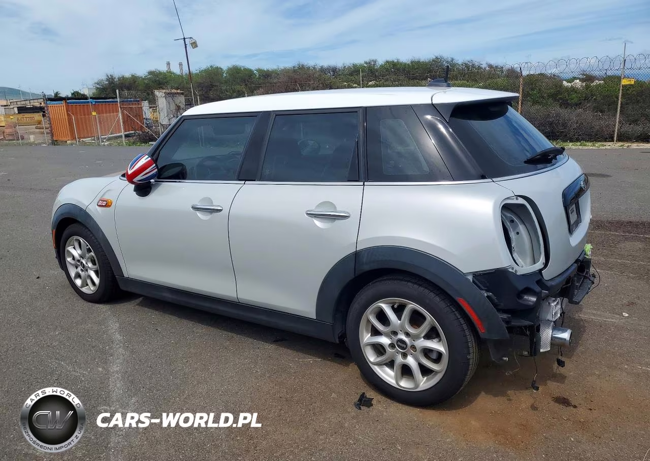 2018 Mini Cooper VIN:WMWXU1C50J2F80274 - 2