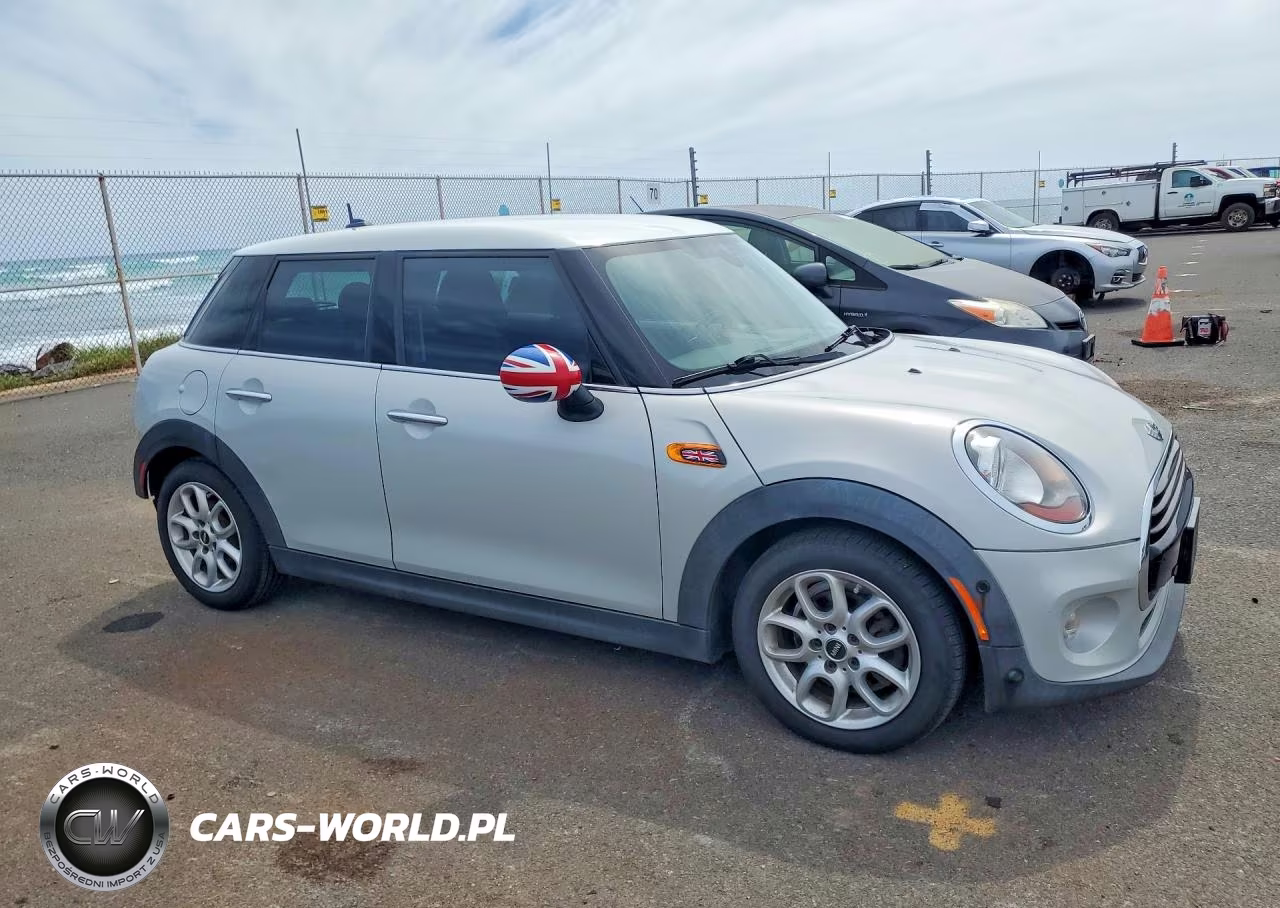 2018 Mini Cooper VIN:WMWXU1C50J2F80274 - 4