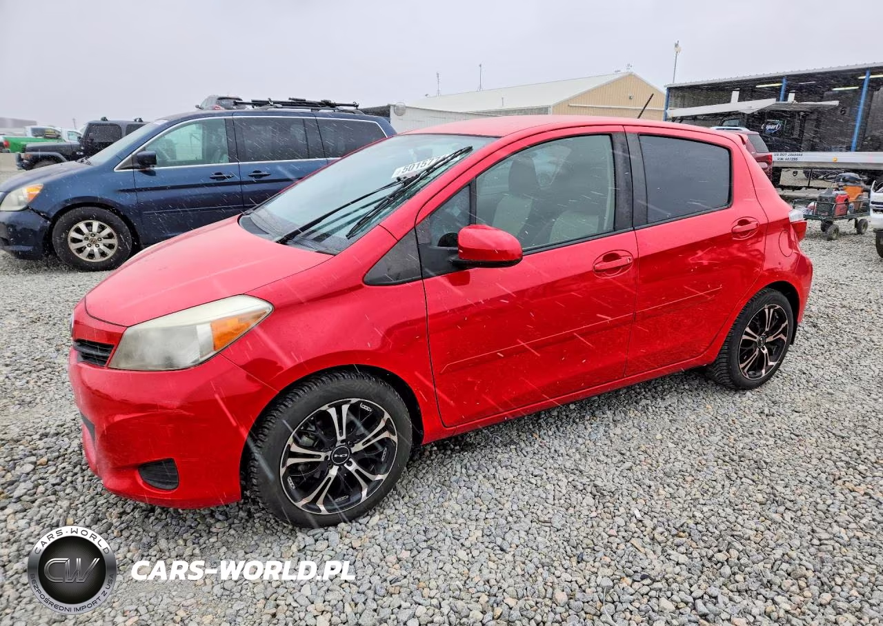 2014 Toyota Yaris 5-Door Le