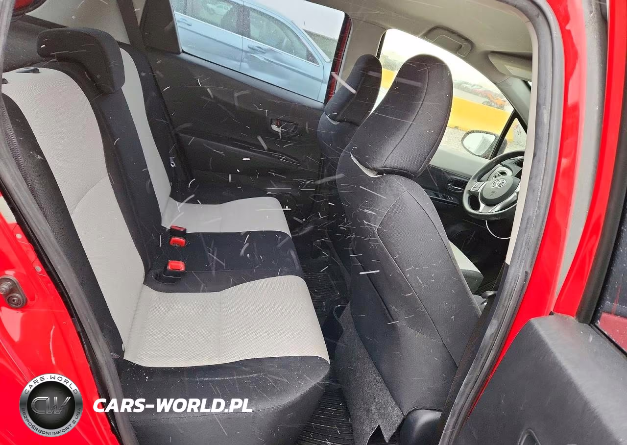 2014 Toyota Yaris 5-Door Le VIN:JTDKTUD31ED581620 - 10