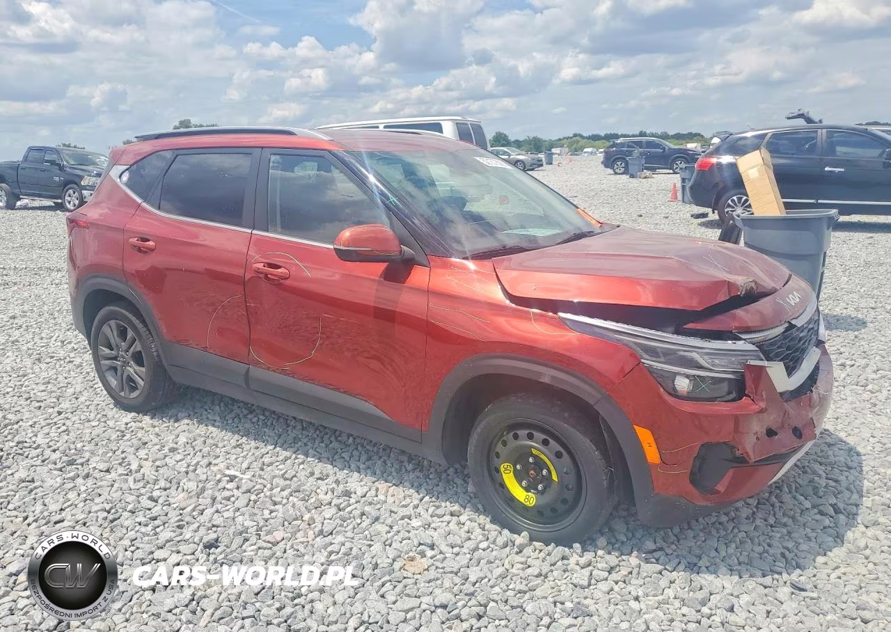 2023 Kia Seltos S VIN:KNDEU2AA1P7368895 - 4
