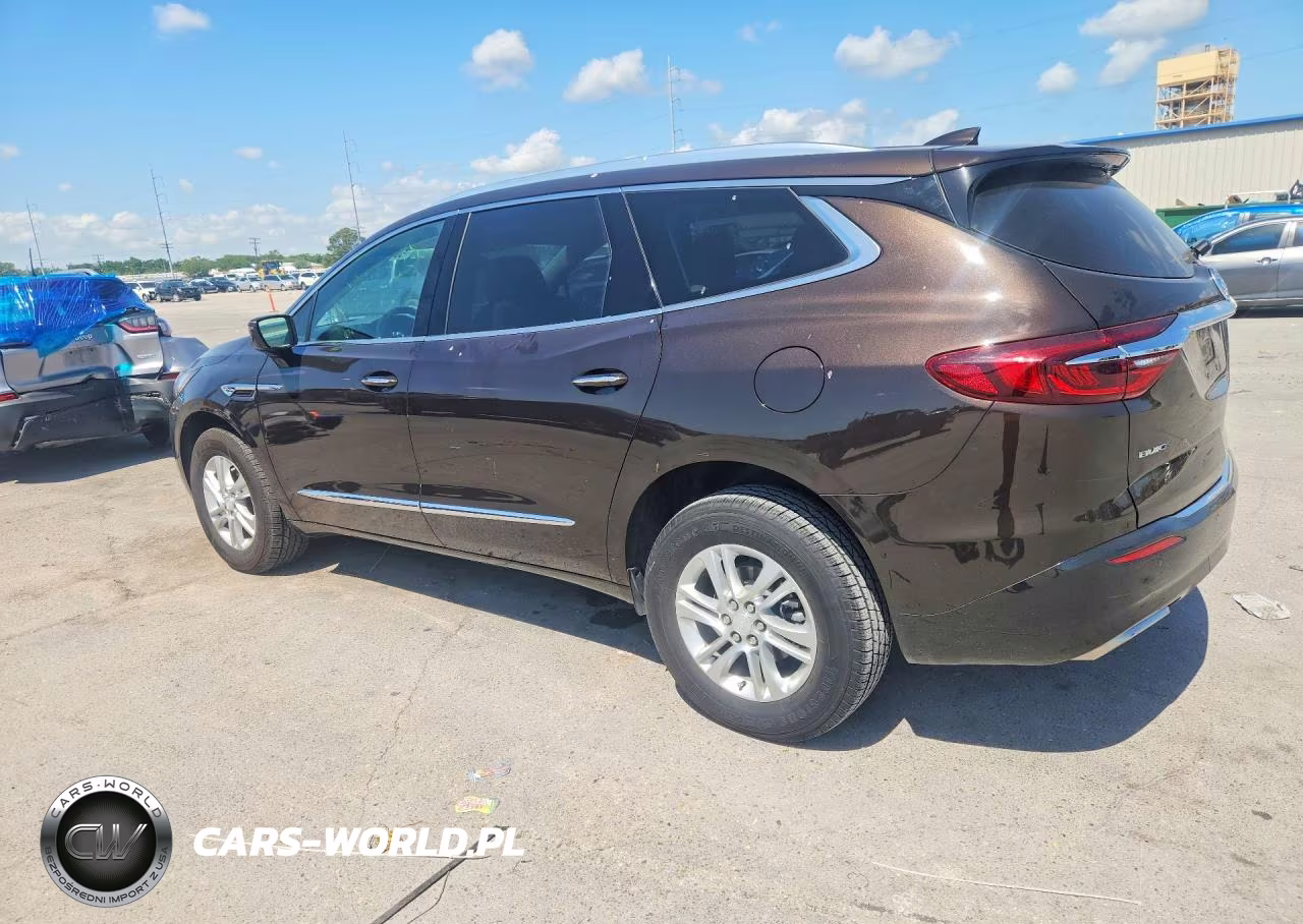 2018 Buick Enclave Essence VIN:5GAERBKW4JJ146679 - 2