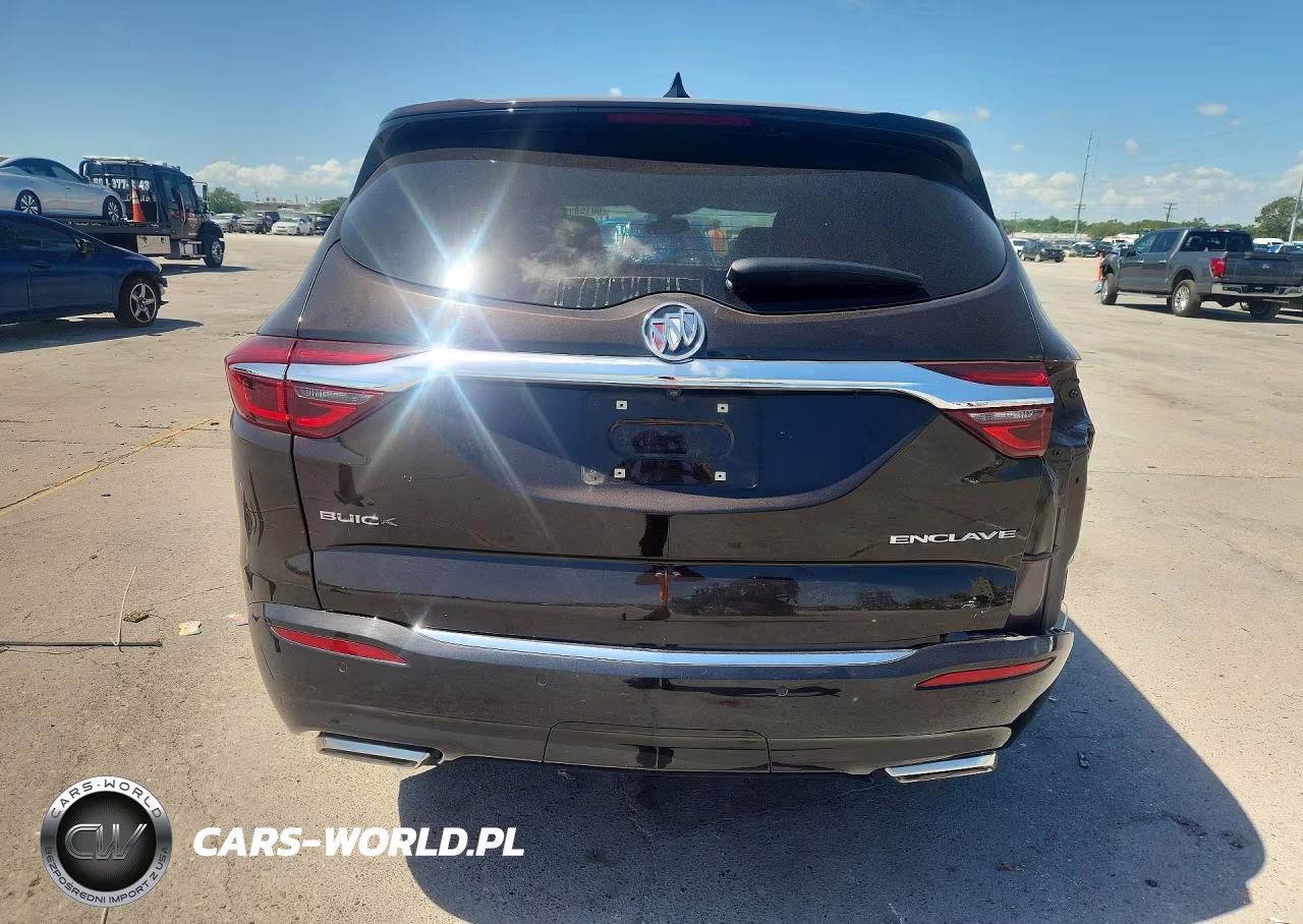 2018 Buick Enclave Essence VIN:5GAERBKW4JJ146679 - 6