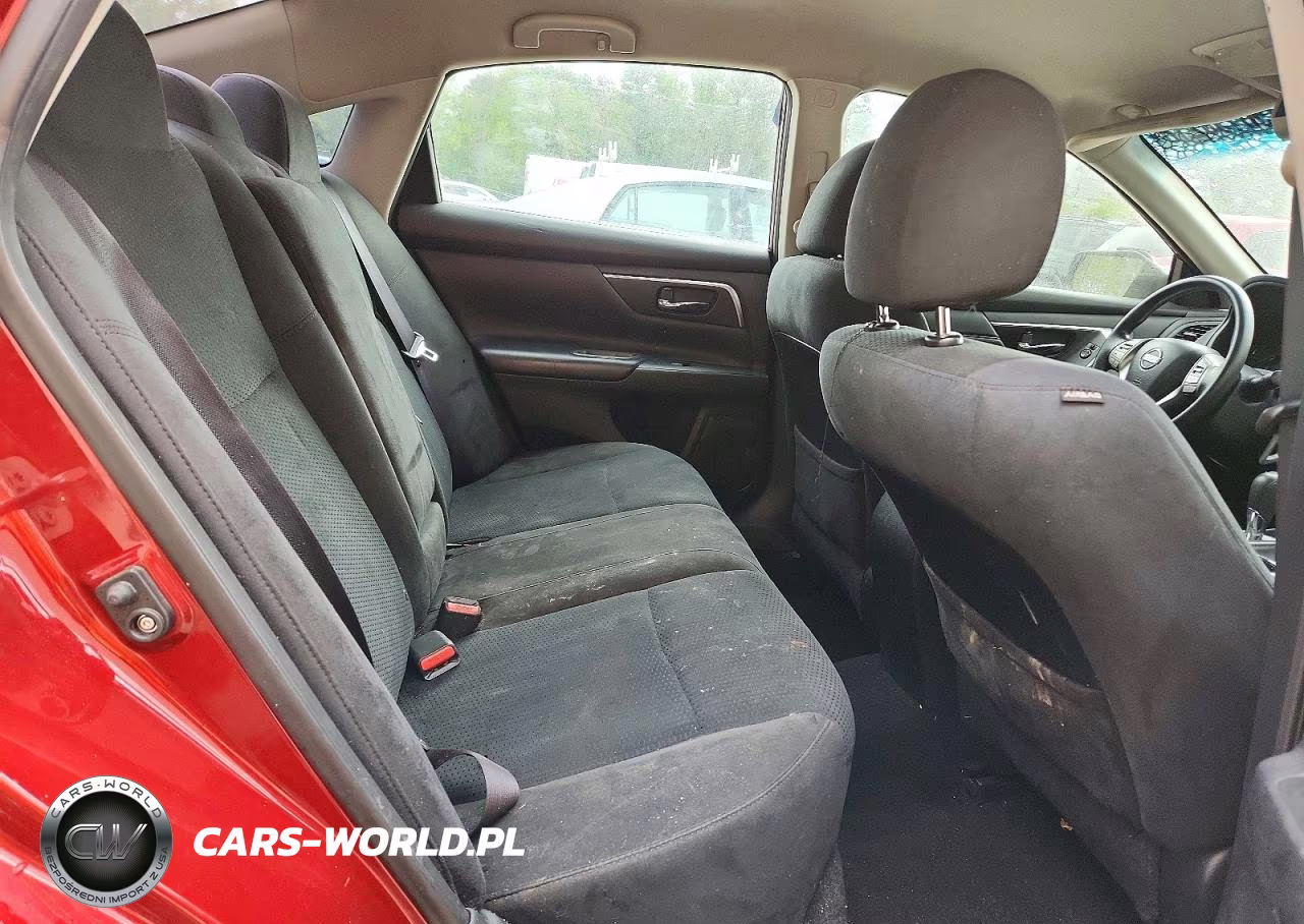 2015 Nissan Altima 2.5 S VIN:1N4AL3AP7FN402432 - 10