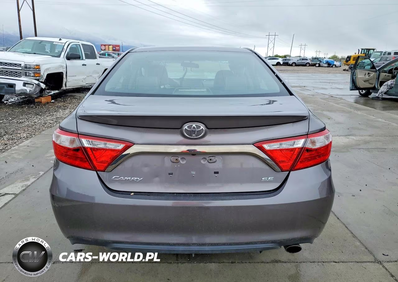 2017 Toyota Camry Se VIN:4T1BF1FK6HU658606 - 6