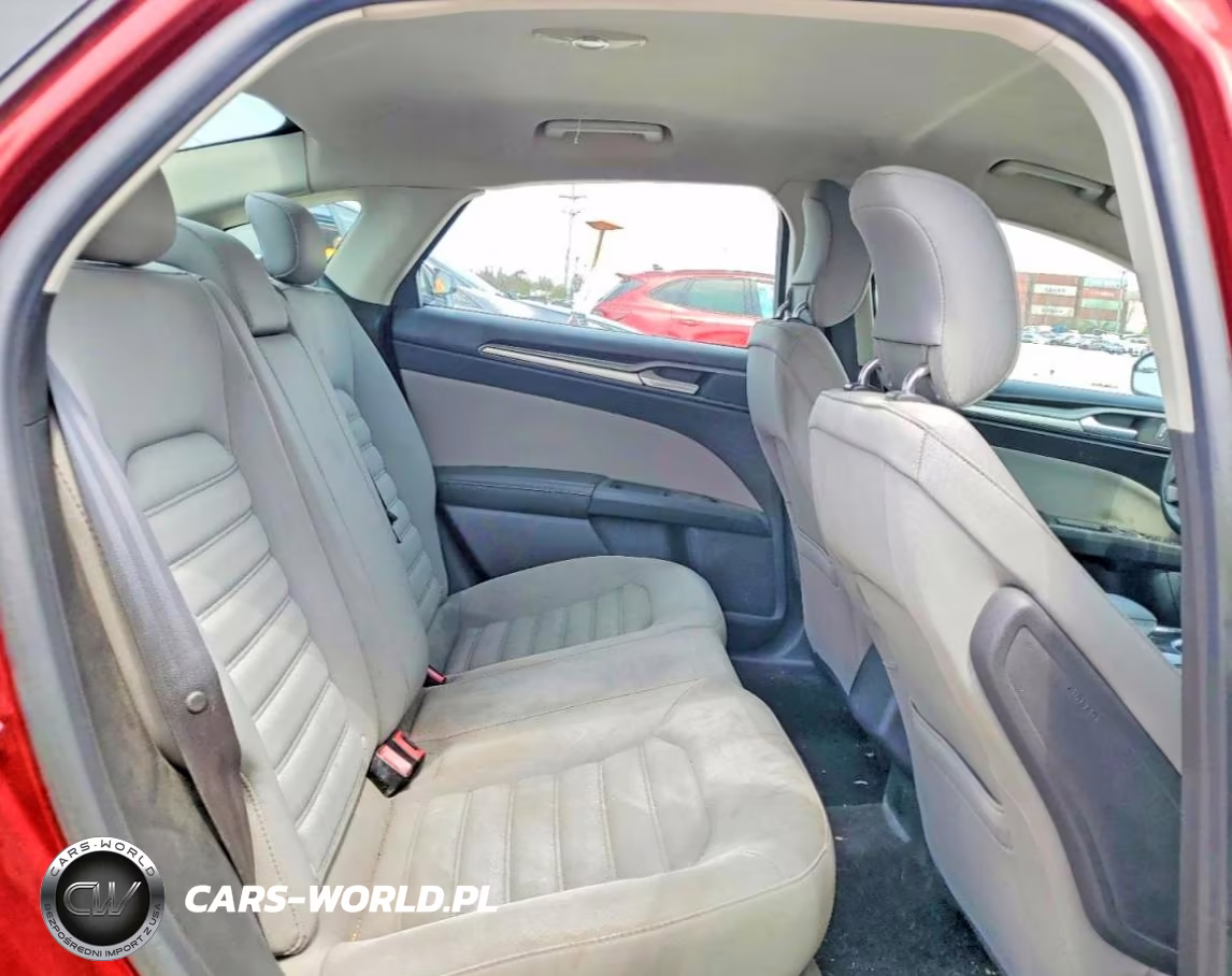 2014 Ford Fusion S VIN:3FA6P0G73ER155986 - 10