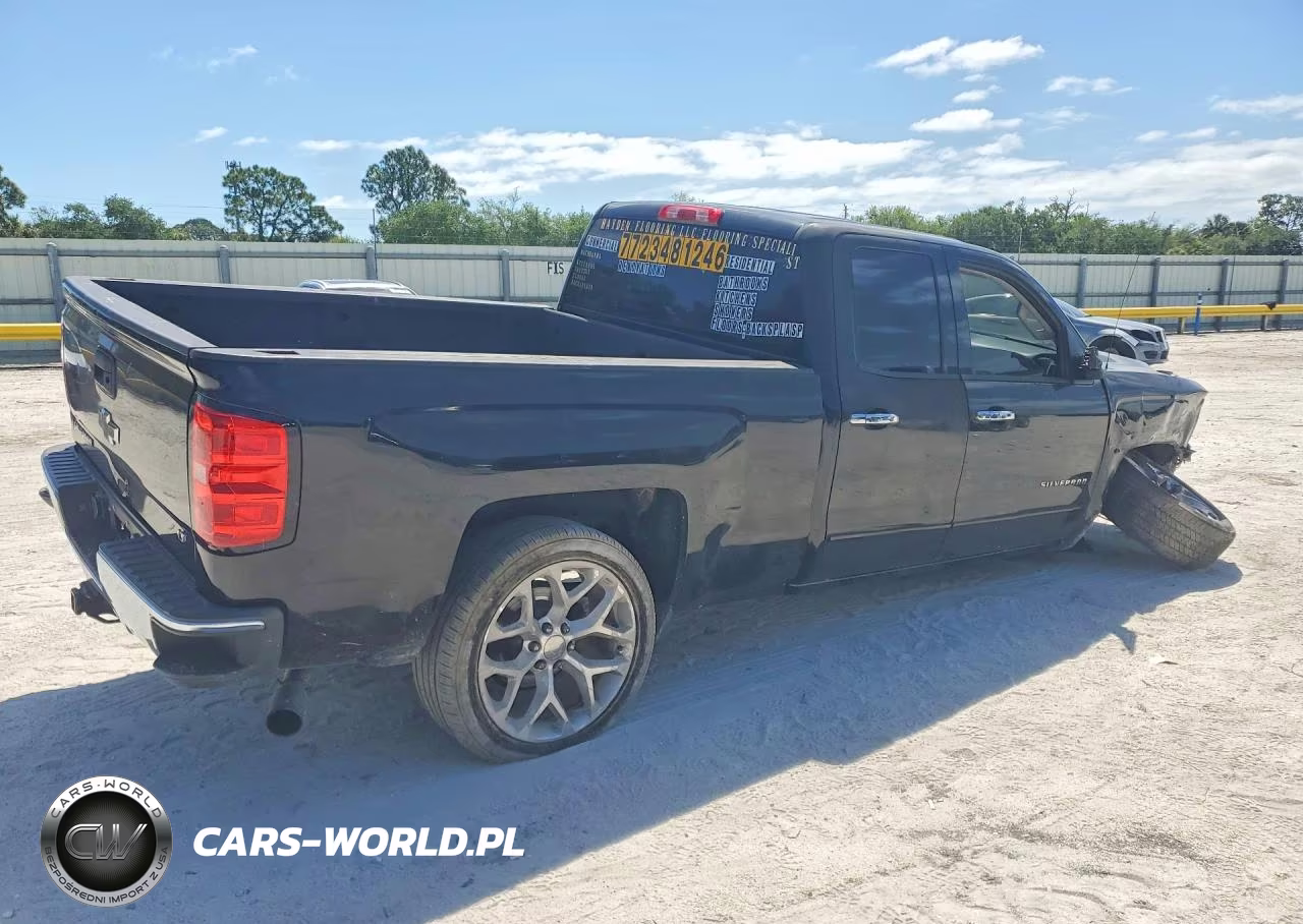 2018 Chevrolet Silverado C1500 Lt VIN:1GCRCREHXJZ122900 - 3