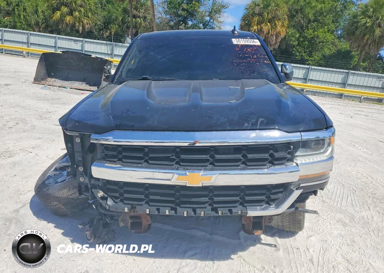 2018 Chevrolet Silverado C1500 Lt VIN:1GCRCREHXJZ122900 - 5